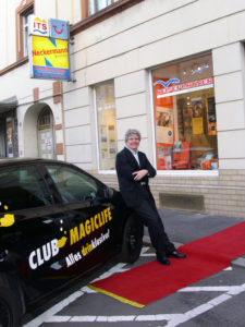 MINOLTA DIGITAL CAMERA